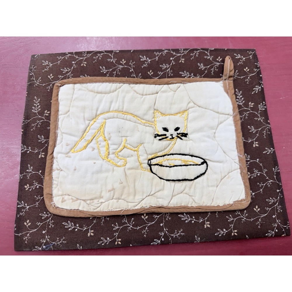 Antique Vintage KITTY CAT KITTEN POT HOLDER Embroidered